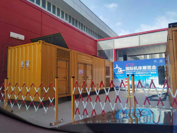 新宁出租发电机-柴油发电机和汽油发电机哪个更好一些?