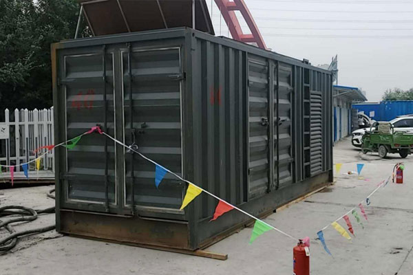 新宁发电机租赁空气滤清器多久更换一次?