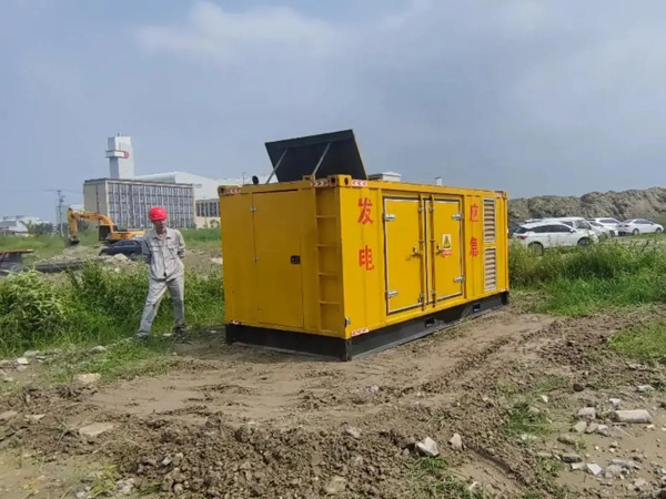 新宁200KW柴油发电机机组每小时的油耗量受哪些因素影响?